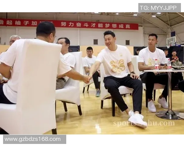 深圳篮球队的奋斗历程与挑战赛背后的故事揭秘